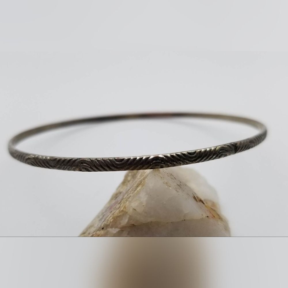 Graceful heirloom quality‎ thumbprint bracelet